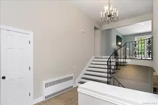 20 Beaumont Dr, Melville, NY 11747 - Photo 5