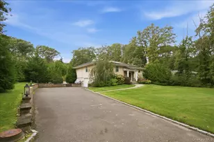 20 Beaumont Dr, Melville, NY 11747 - Photo 3