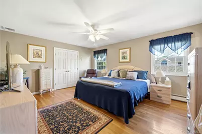 72 Wenwood Drive, Massapequa Park, NY 11762 - Photo 39