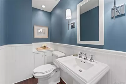 90 E Brookside Drive, Larchmont, NY 10538 - Photo 13