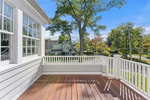 90 E Brookside Dr, Larchmont, NY 10538 - Photo 21