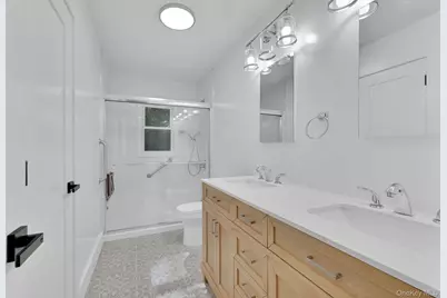 24 Emperor Lane, Montgomery, NY 12549 - Photo 9