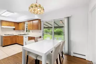 1 Boxwood St, East Hampton, NY 11937 - Photo 5