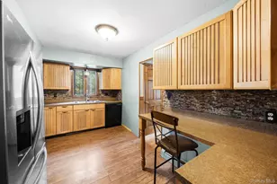2 Easterly Rd, Hampton Bays, NY 11946 - Photo 13