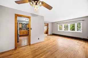 2 Easterly Rd, Hampton Bays, NY 11946 - Photo 5