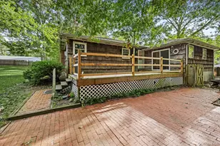 2 Easterly Rd, Hampton Bays, NY 11946 - Photo 19