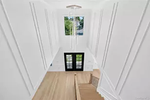 44 Meadow Ln, Levittown, NY 11756 - Photo 21