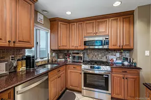 18 Meadow Lark Dr, East Northport, NY 11731 - Photo 11