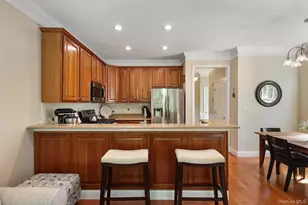 30 Torrey Pine Ln, Bay Shore, NY 11706 - Photo 13
