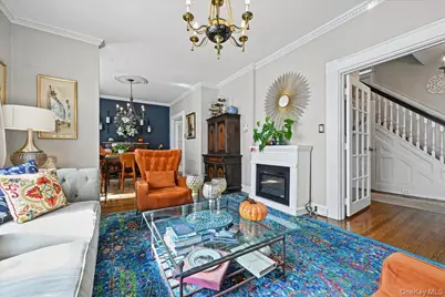 176 S Centre Avenue, Rockville Centre, NY 11570 - Photo 5