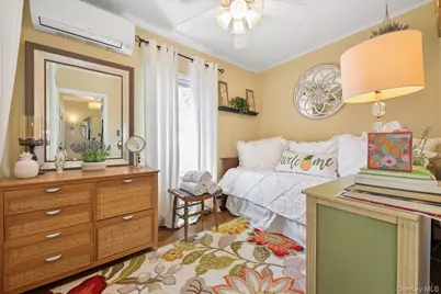 176 S Centre Avenue, Rockville Centre, NY 11570 - Photo 21