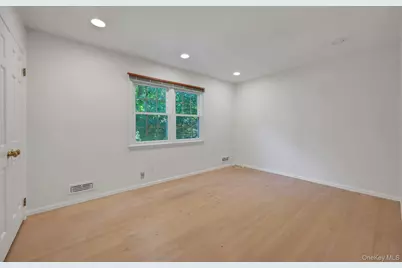 258 Evandale Road, Scarsdale, NY 10583 - Photo 17