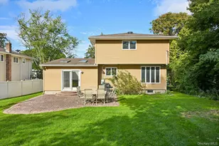 26 Falcon Dr, Hauppauge, NY 11788 - Photo 25