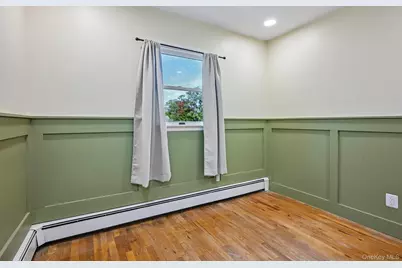 26 Falcon Drive, Hauppauge, NY 11788 - Photo 17