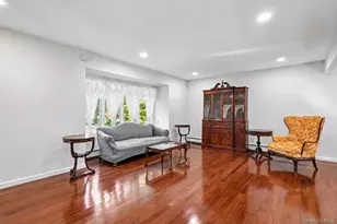 26 Falcon Dr, Hauppauge, NY 11788 - Photo 3