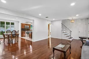 26 Falcon Dr, Hauppauge, NY 11788 - Photo 5