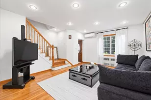 75-51 Utopia Pkwy, Fresh Meadows, NY 11366 - Photo 5