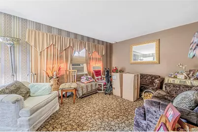 29 Walton Street, Brentwood, NY 11717 - Photo 7