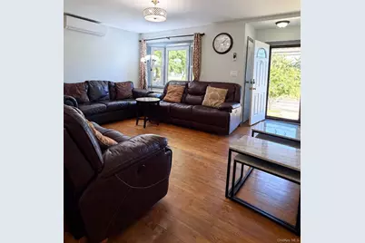 24 N Montgomery Street, Valley Stream, NY 11580 - Photo 7