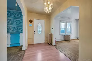 402 Hancock Ave, Mount Vernon, NY 10553 - Photo 3