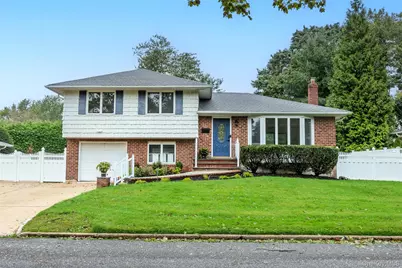 27 Schoenfield Lane, Melville, NY 11747 - Photo 1