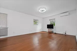 132 Commonwealth Dr, Wyandanch, NY 11798 - Photo 13