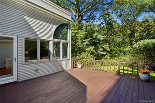 11 Pennington Dr, Huntington, NY 11743 - Photo 29