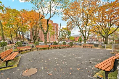 27-05 Parsons Boulevard #6F, Flushing, NY 11354 - Photo 17