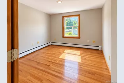 88 Crum Elbow Road, Hyde Park, NY 12538 - Photo 9