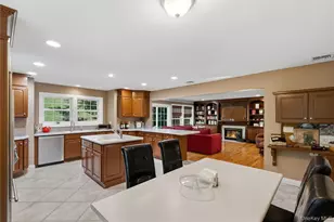 10 Matinecock Ct, Locust Valley, NY 11560 - Photo 7