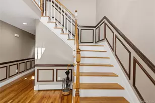10 Matinecock Ct, Locust Valley, NY 11560 - Photo 3