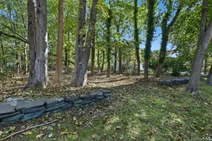 2 3 Pond Rd, Smithtown, NY 11787 - Photo 31
