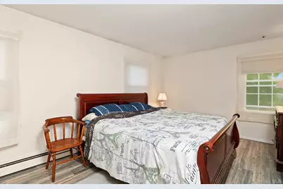 2 Three Pond Road, Smithtown, NY 11787 - Photo 23