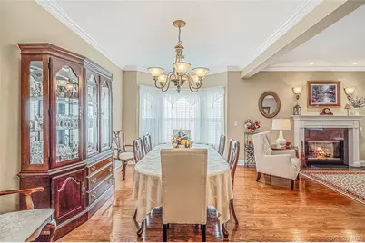 29 Golden Spruce Drive, Calverton, NY 11933 - Photo 5
