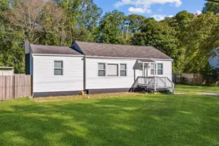 703 Horseblock Road, Brookhaven, NY 11719 - Photo 3
