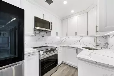 100 W Broadway #6Q, Long Beach, NY 11561 - Photo 13