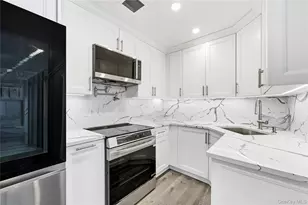 100 W Broadway, Long Beach, NY 11561 - Photo 13