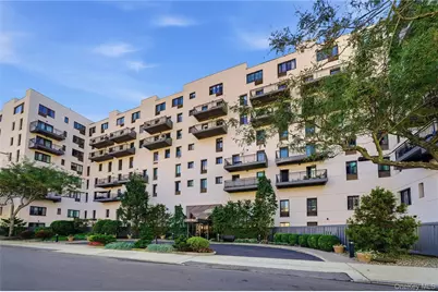 100 W Broadway #6Q, Long Beach, NY 11561 - Photo 3