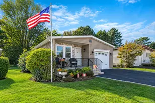 33 Dogwood Ln, Manorville, NY 11949 - Photo 29