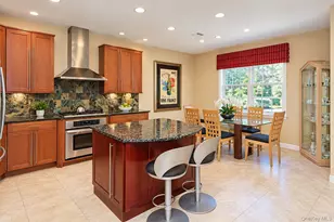 581 Verona Dr, Melville, NY 11747 - Photo 5