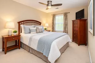 581 Verona Dr, Melville, NY 11747 - Photo 17