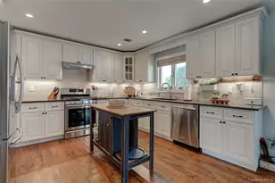 31 Garden Cir, Syosset, NY 11791 - Photo 7