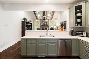 13 Bernheimer Ln, Cortlandt Manor, NY 10567 - Photo 9