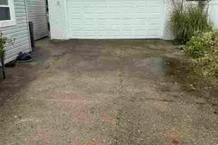 82 Barnyard Ln, Levittown, NY 11756 - Photo 9