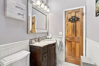 46 Cedar Street, Selden, NY 11784 - Photo 21