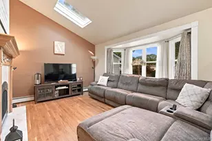 46 Cedar St, Selden, NY 11784 - Photo 5
