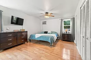 46 Cedar St, Selden, NY 11784 - Photo 13
