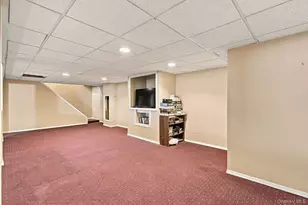 46 Cedar St, Selden, NY 11784 - Photo 23