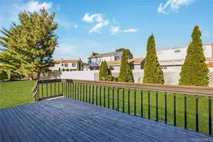 521 Patterson St, East Meadow, NY 11554 - Photo 27