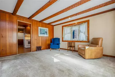 521 Patterson Street, East Meadow, NY 11554 - Photo 5